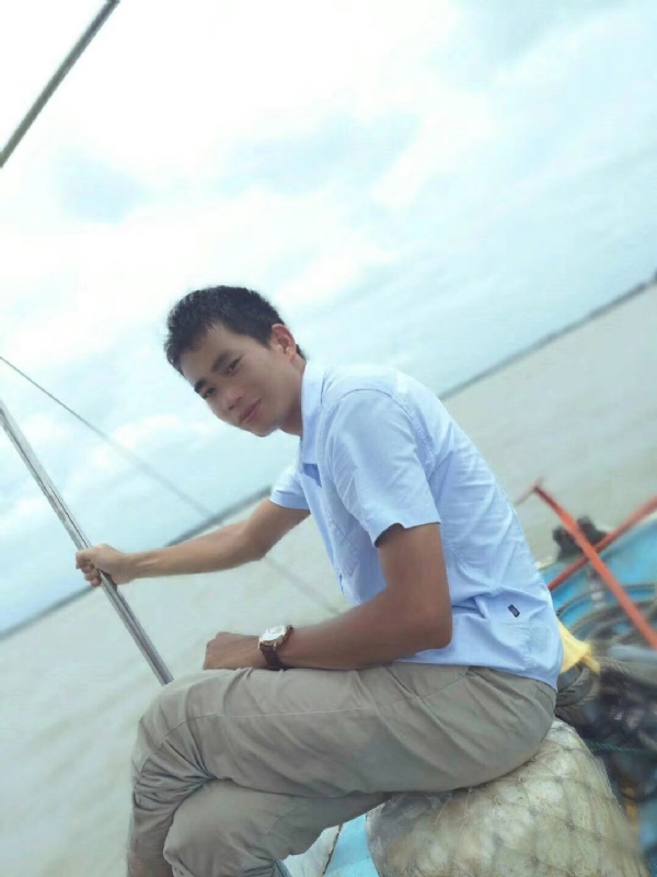 慵懒的猫的第一张照片--广州认干亲服务网