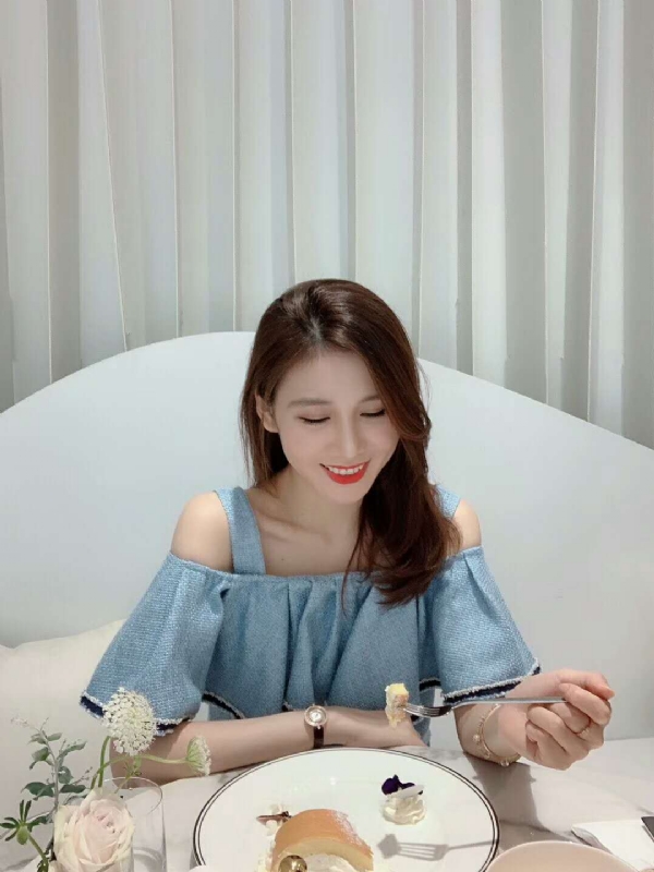 Emily的第三张照片--广州认干亲服务网