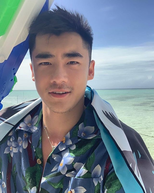 似风沙的第一张照片--广州认干亲服务网