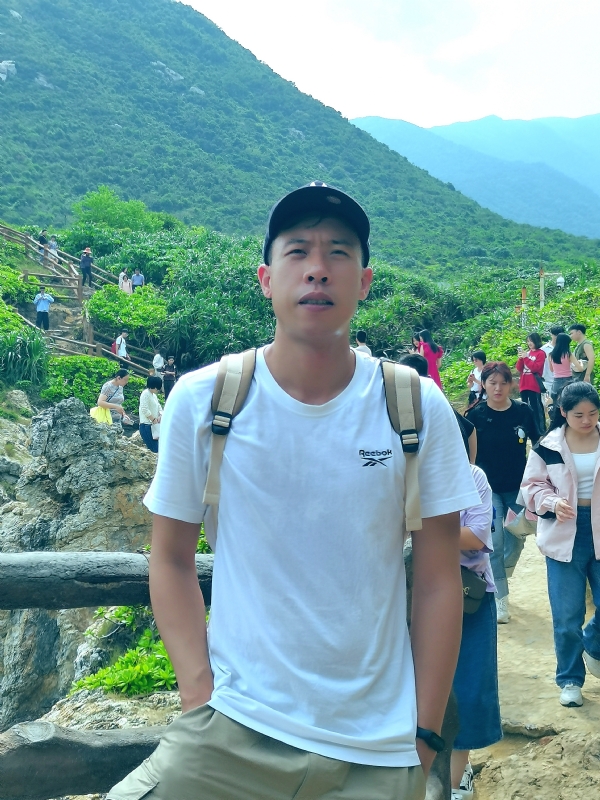 吴生的第二张照片--广州认干亲服务网